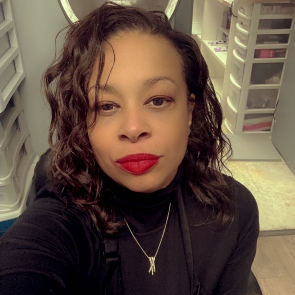 Meet your Posher, Mashana